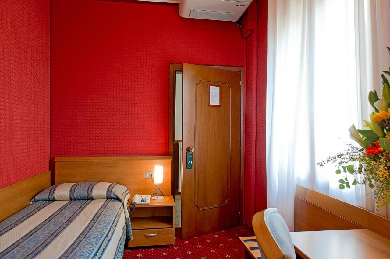 Hotel Nazionale Velence Kültér fotó