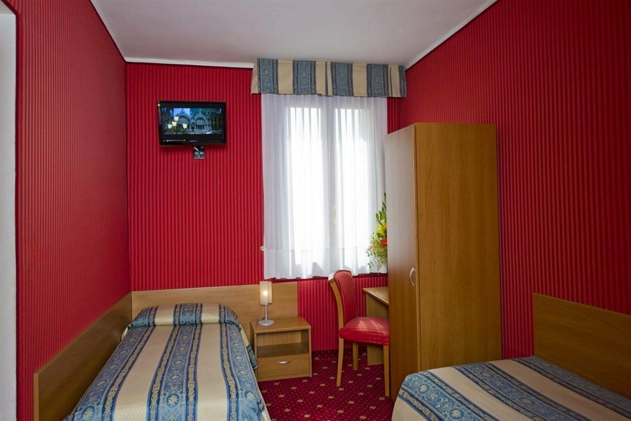 Hotel Nazionale Velence Kültér fotó